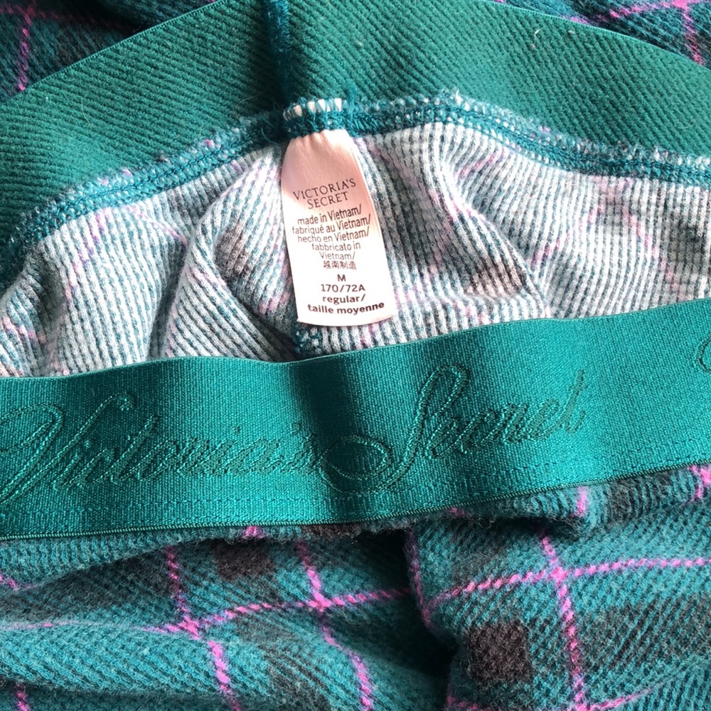 Victoria’s Secret PJ set. Medium, long sleeve and pant pajamas. - Picture 4 of 4